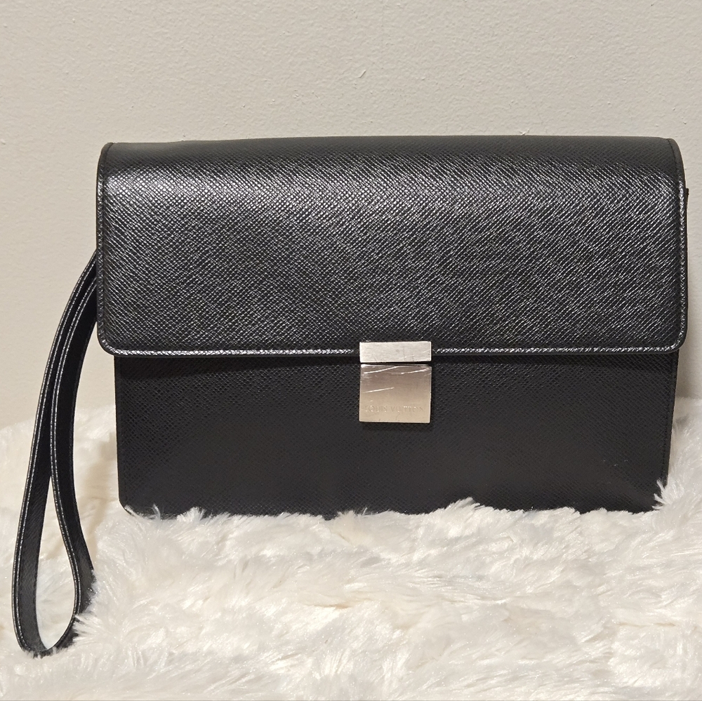 Louis Vuitton Ardoise Taiga Leather Selenga Clutch Bag CA3077